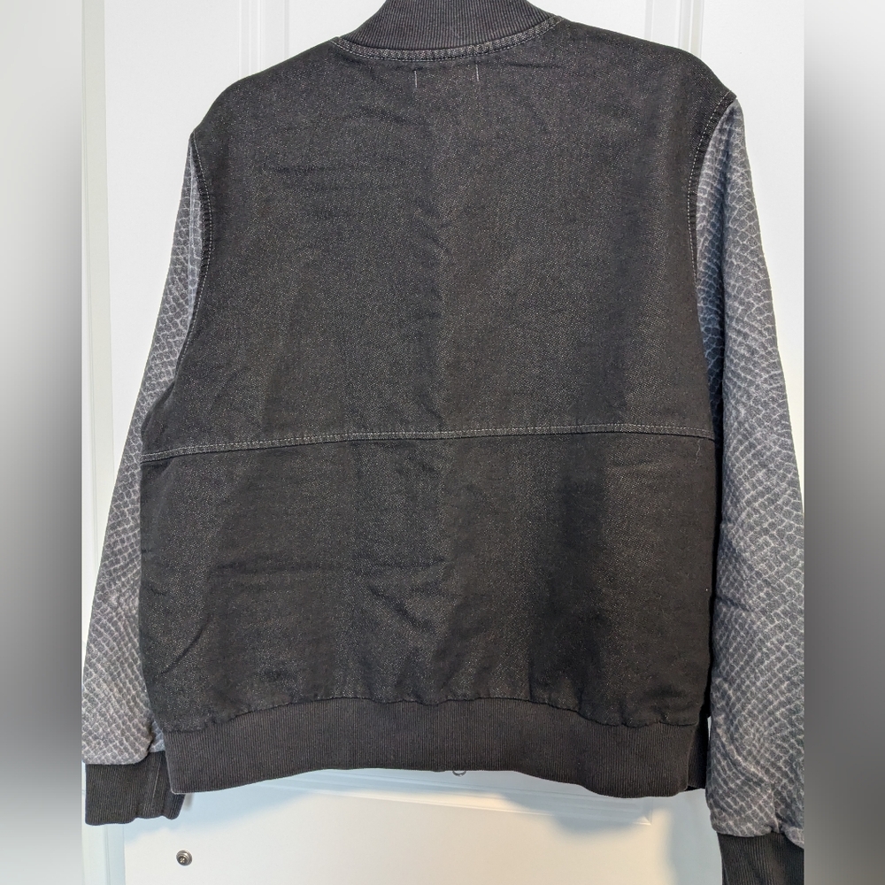 Adidas Men's unisex Black and Gray denim look jacket, XL - Picture 8 of 10